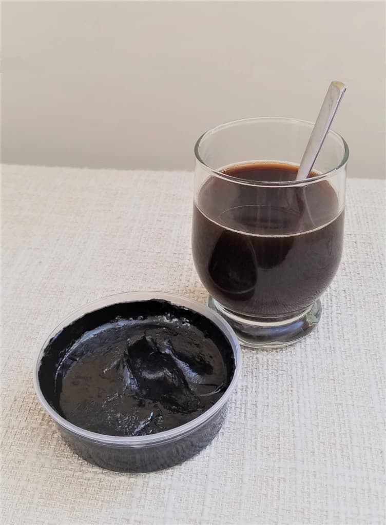 Salajet (Shilajit)